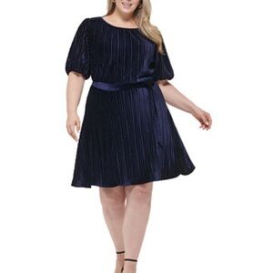 DKNY Womens Bubble Sleeve Pleated Velvet Midi Dress. Color Blue Sz 20W